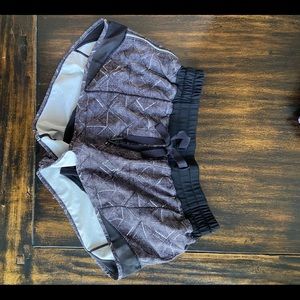 Lululemon women’s active shorts